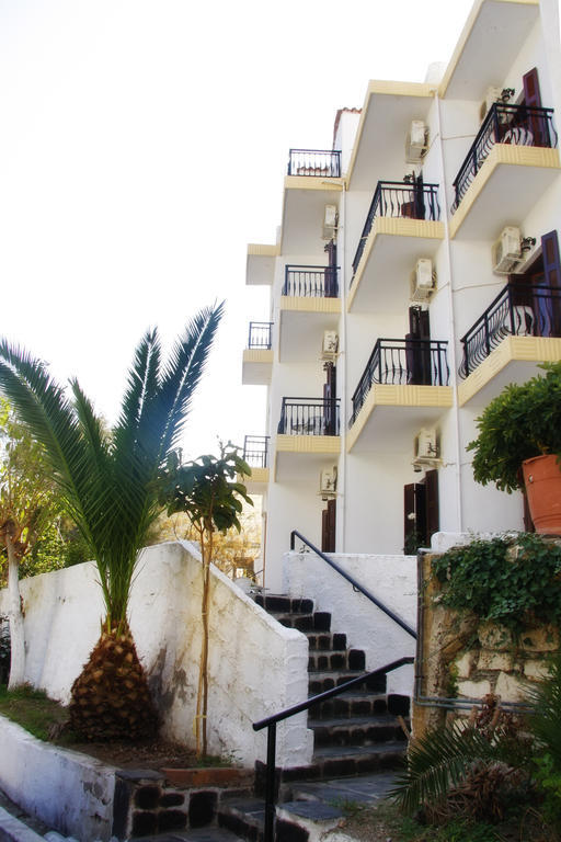 Hotel Rena Ágios Kírykos Εξωτερικό φωτογραφία